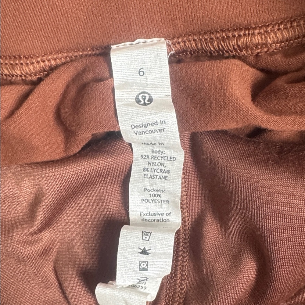 lululemon athletica Brown Pants - Picture 4 of 10